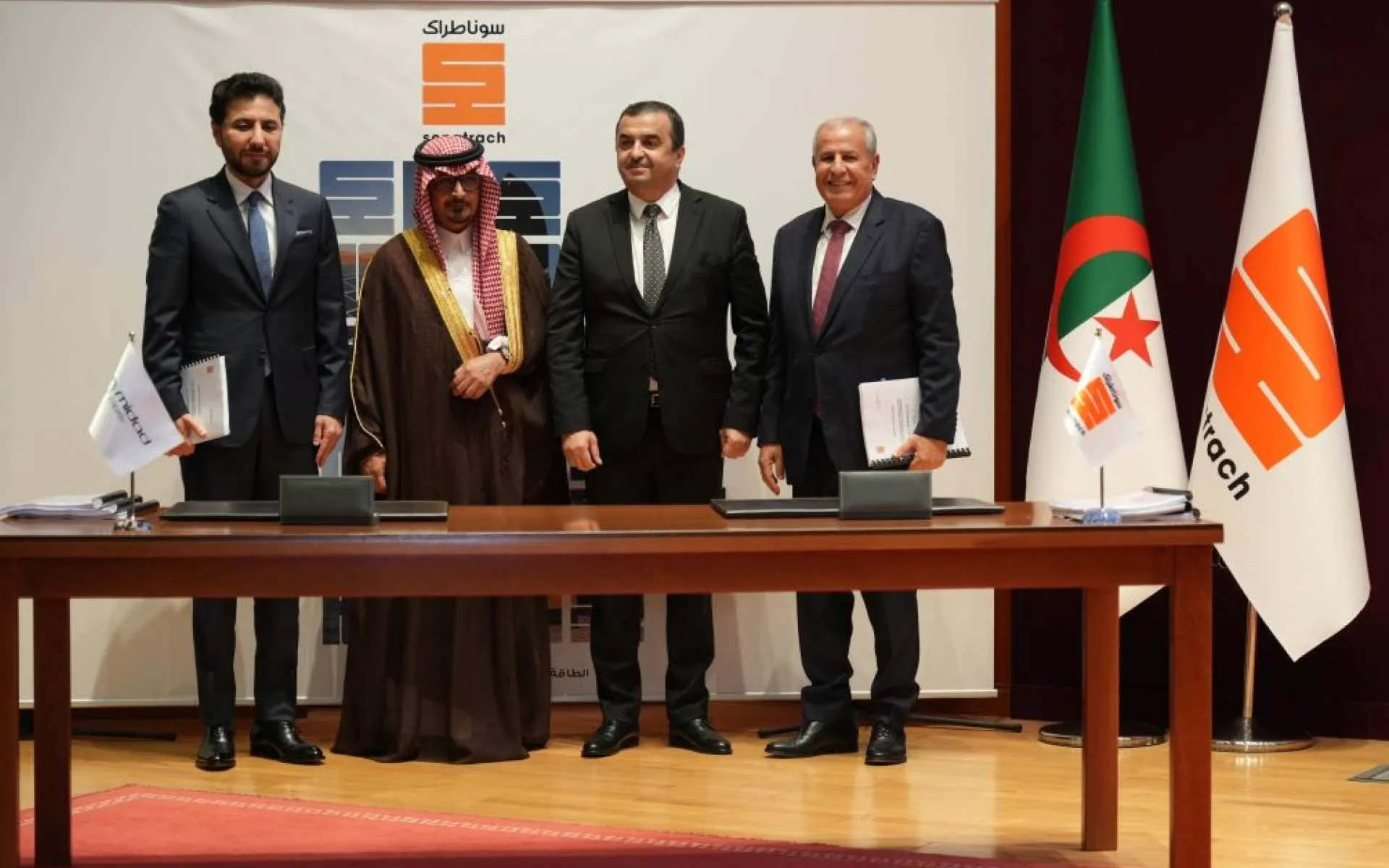 Саудівська компанія претендує на закордонні активи «Лукойлу»