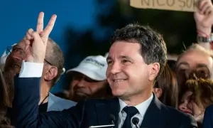 Російський бізнесмен зі зброєю захопив трон в Ермітажі для звернення до Путіна