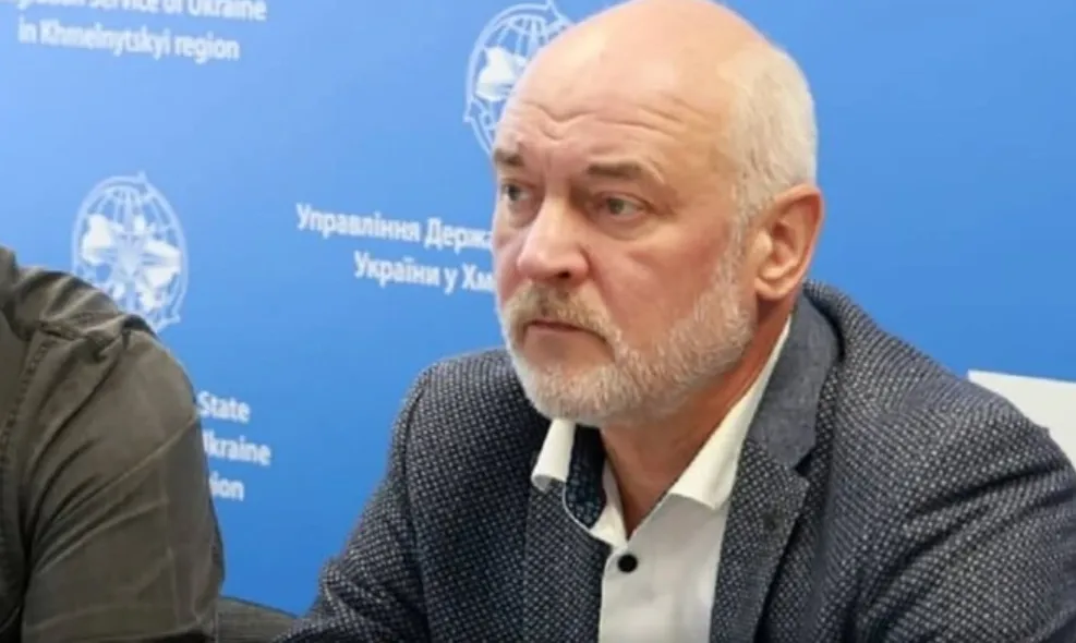 Прокуратура подала позов до суду проти головного міграційника Хмельниччини