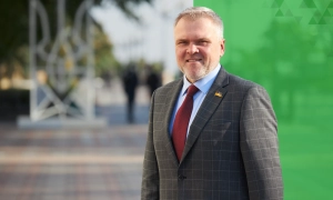 Зеленський обговорить із Трампом Запорізьку АЕС та Донбас