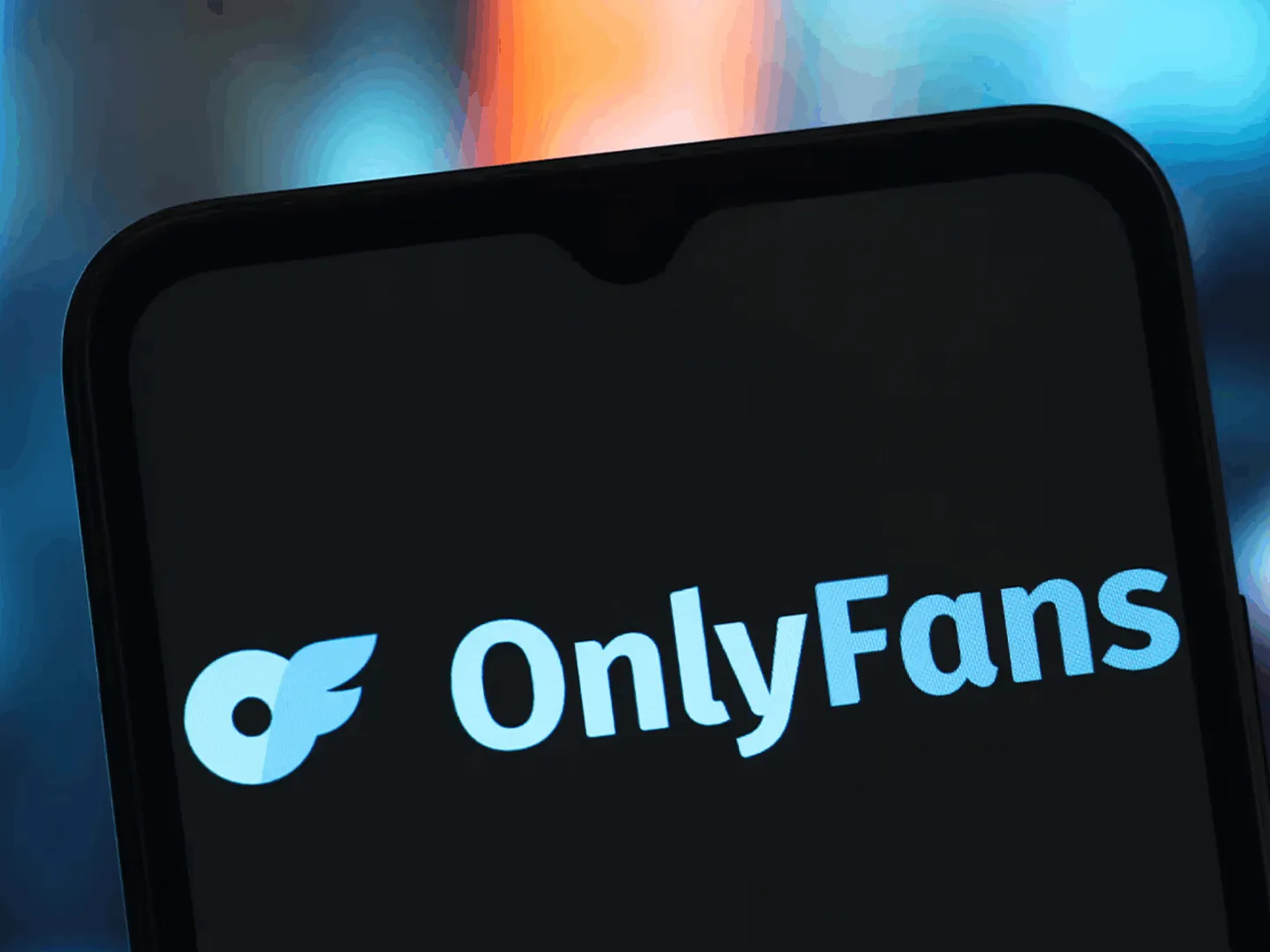 ДПС нарахувала податок українцям за доходи на OnlyFans