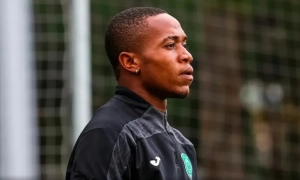 УЄФА розслідує прославляння путіна фанатами «Фенербахче»