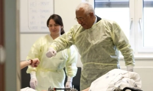 Кошта відвідав шпиталь в Осло з пораненими українськими військовими