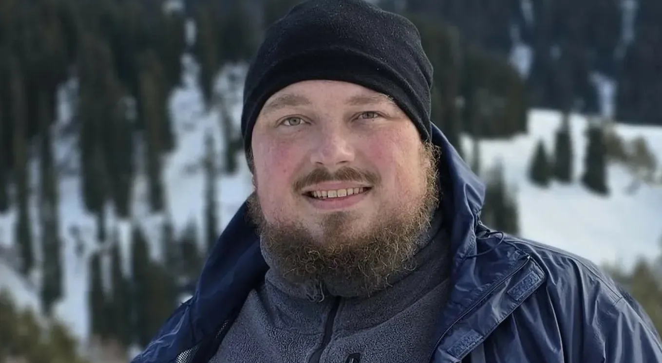 У Казахстані колишнього священика РПЦ, який виступав проти війни, звинуватили у зберіганні наркотиків