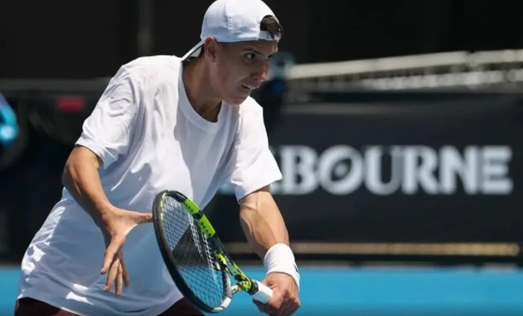 Юний тенісист Білозерцев змінив громадянство та виступатиме за Узбекистан