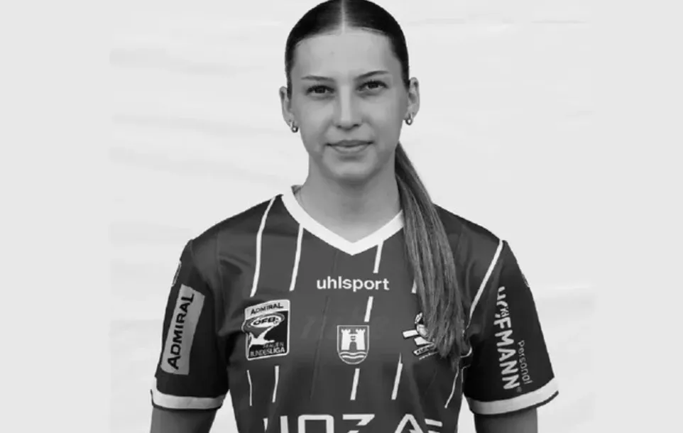 A 20-year-old female soccer player died in a car accident