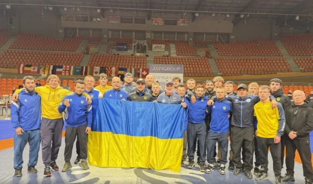 Українські борці здобули 30 медалей на турнірі в Болгарії