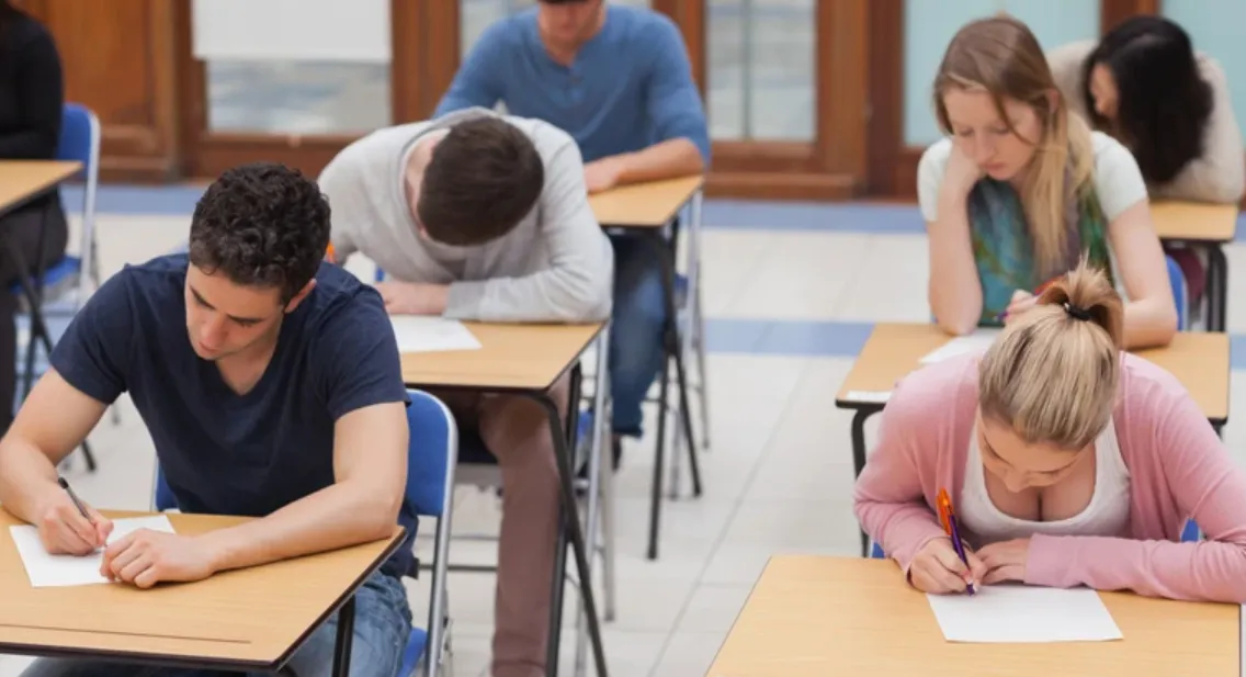 МОН разрешило поступать в магистратуру по результатам Единого профессионального вступительного экзамена