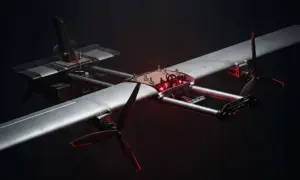 В Україні представили дрон-камікадзе Хмаринка з дальністю до 50 км