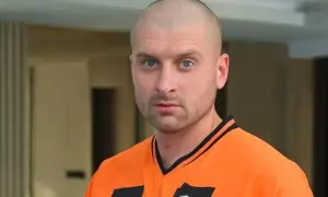 Іменну ляльку Барбі фехтувальниці Ольги Харлан продали на аукціоні за $10 400