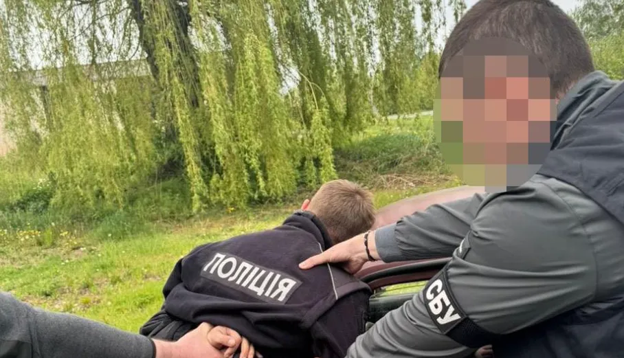 В Тернопольской области разоблачили полицейского, взявшего взятку в размере 1200 долларов за отказ возбуждать дело