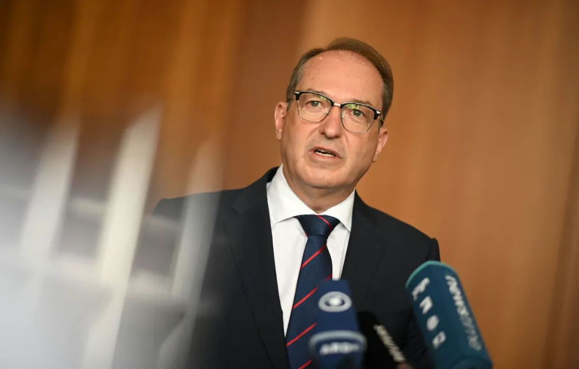 Germany has backed the lifting of temporary protection for Ukrainian men — Handelsblatt