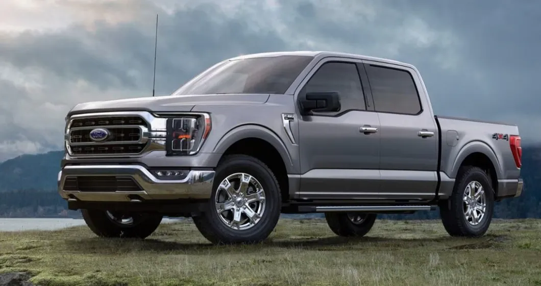 Ford F-Series знову став найпопулярнішим автомобілем у США