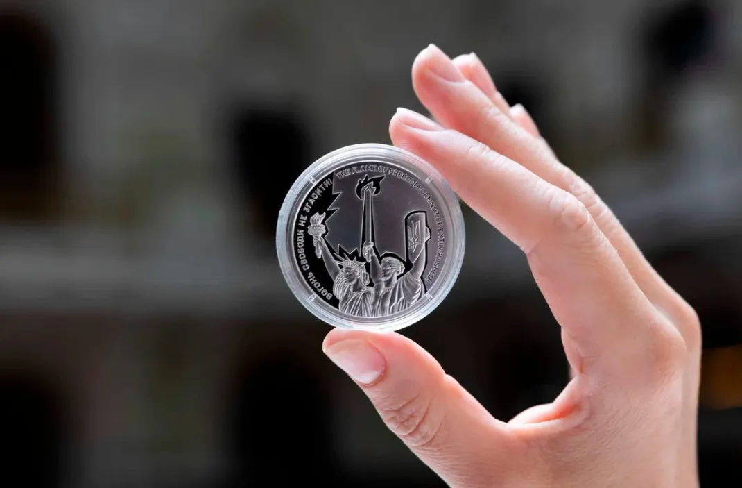 The NBU has issued a commemorative coin to mark the 250th anniversary of U.S. independence