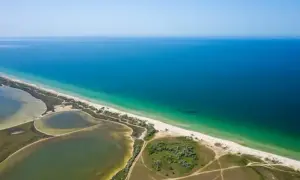 Одна з російських ракет впала неподалік кордону Польщі