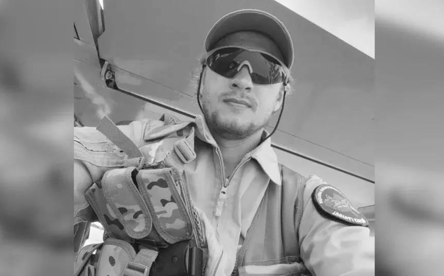 A Russian pilot and former Wagner Group member has died in Africa