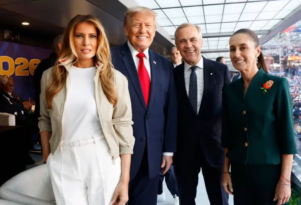Мелания Трамп исчезла из публичного пространства и не появлялась на мероприятиях почти месяц
