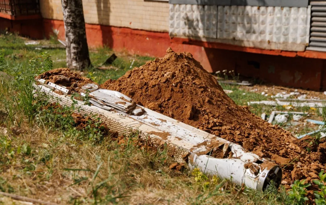 In Kramatorsk, bomb disposal experts destroyed an unexploded Russian aerial bomb