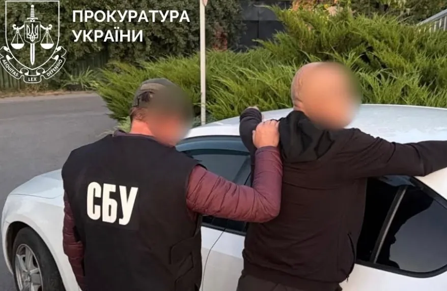 В Полтавской области чиновника ТЦК задержали за взятку в размере 7 тысяч долларов