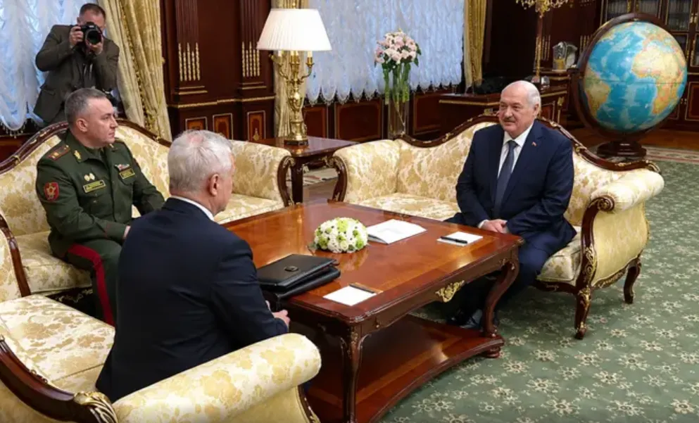 Lukashenko reshuffled the leadership of the Belarusian army following a visit by the Russian defense minister