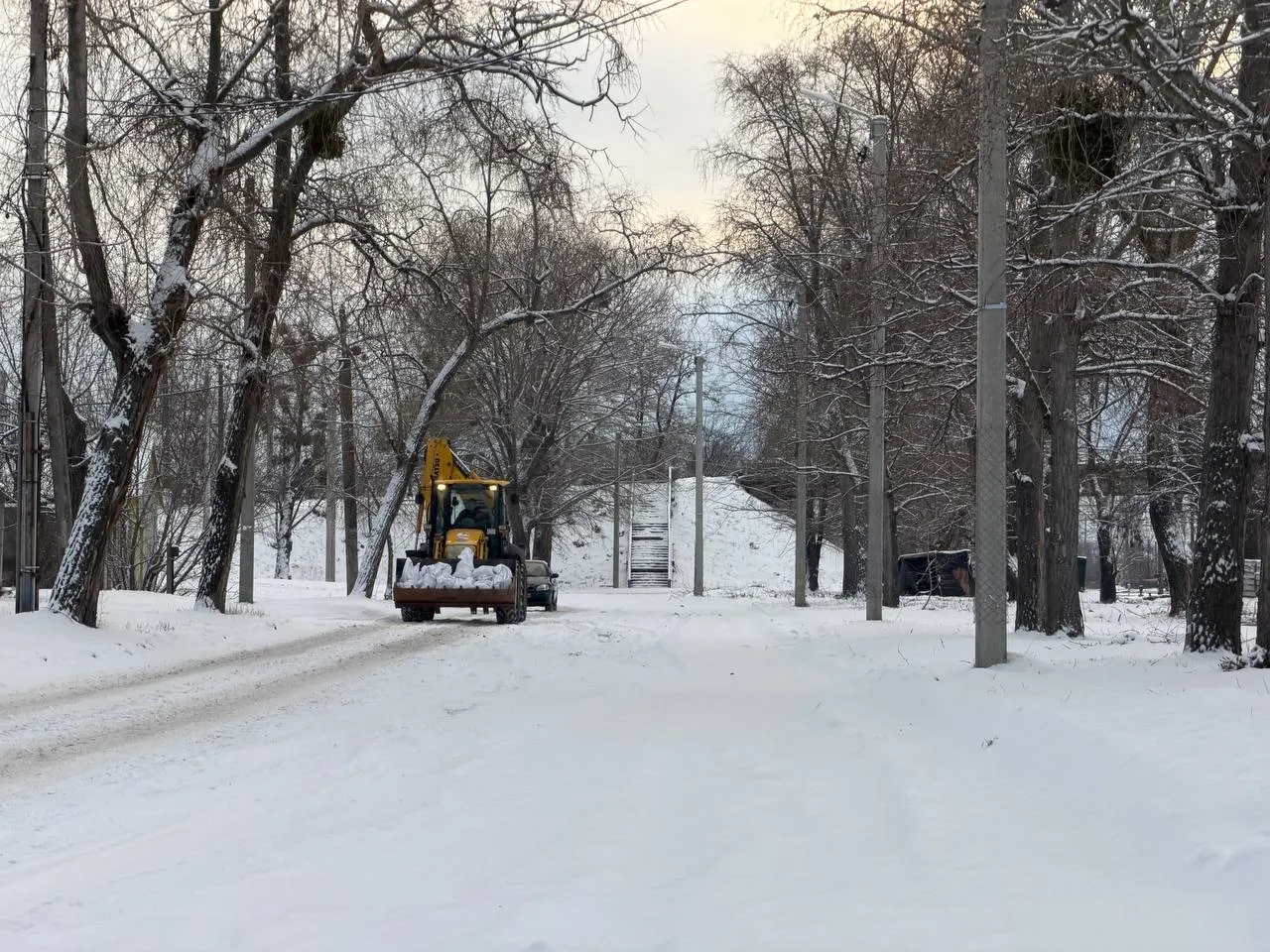 На вихідних в Україні очікується сніг та ожеледиця