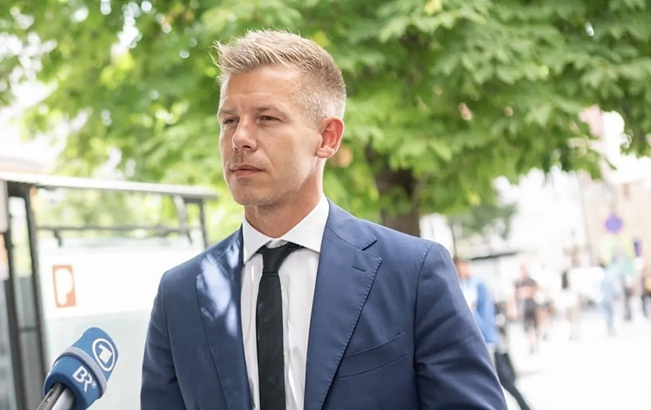 Лідер «Тиси» закликав угорську опозиційні партії знятися з виборів заради поразки Орбана