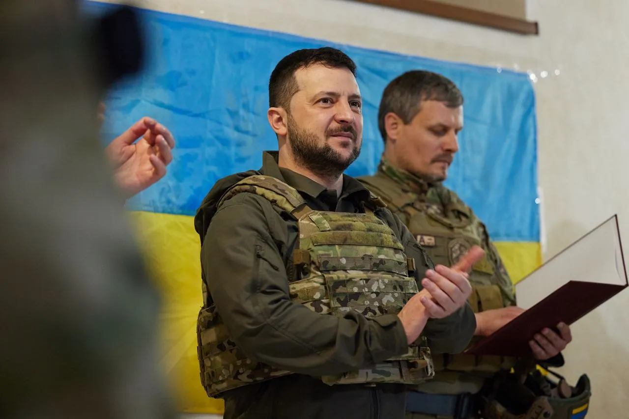Видео: Зеленский вместе с Драпатым прибыл на фронт