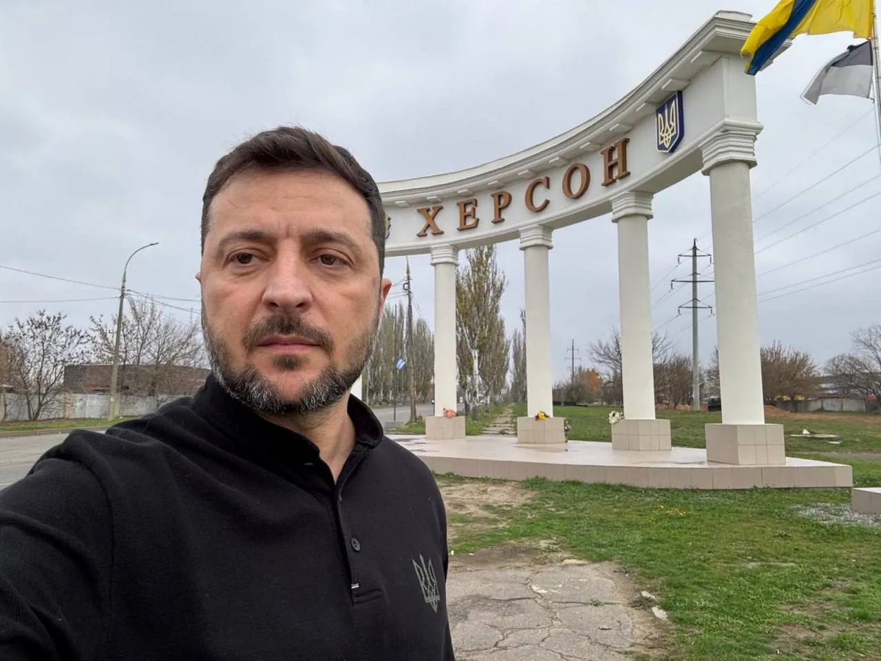 Зеленський відвідав лікарню в Херсоні та ознайомився з будівництвом підземних медоб’єктів