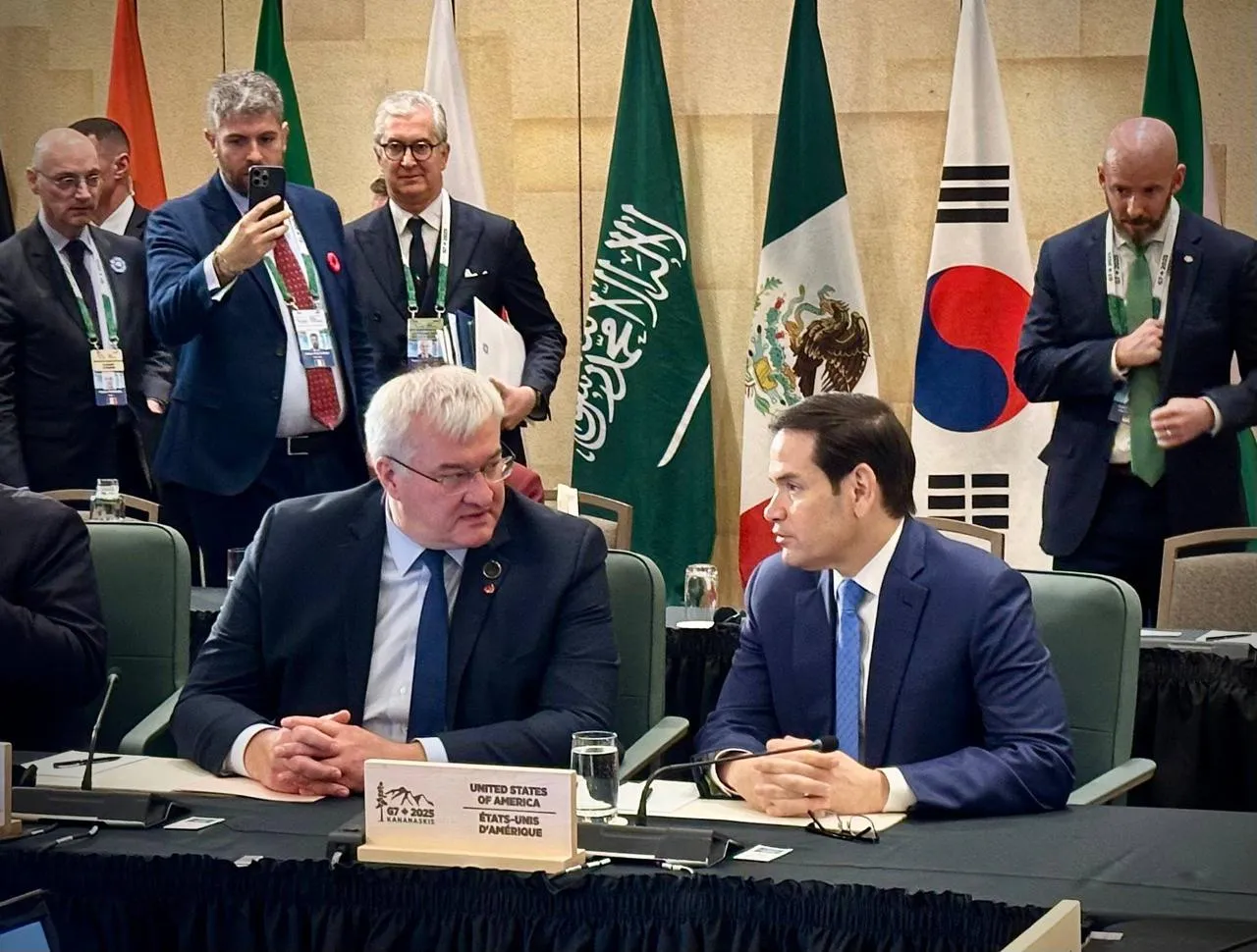 Сибіга закликав посилити тиск на росію: «Ціну війни для путіна потрібно підвищувати»