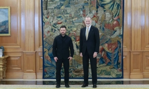 В МЗС розповіли про стан української парашутистки, що зірвалася в море в Туреччині