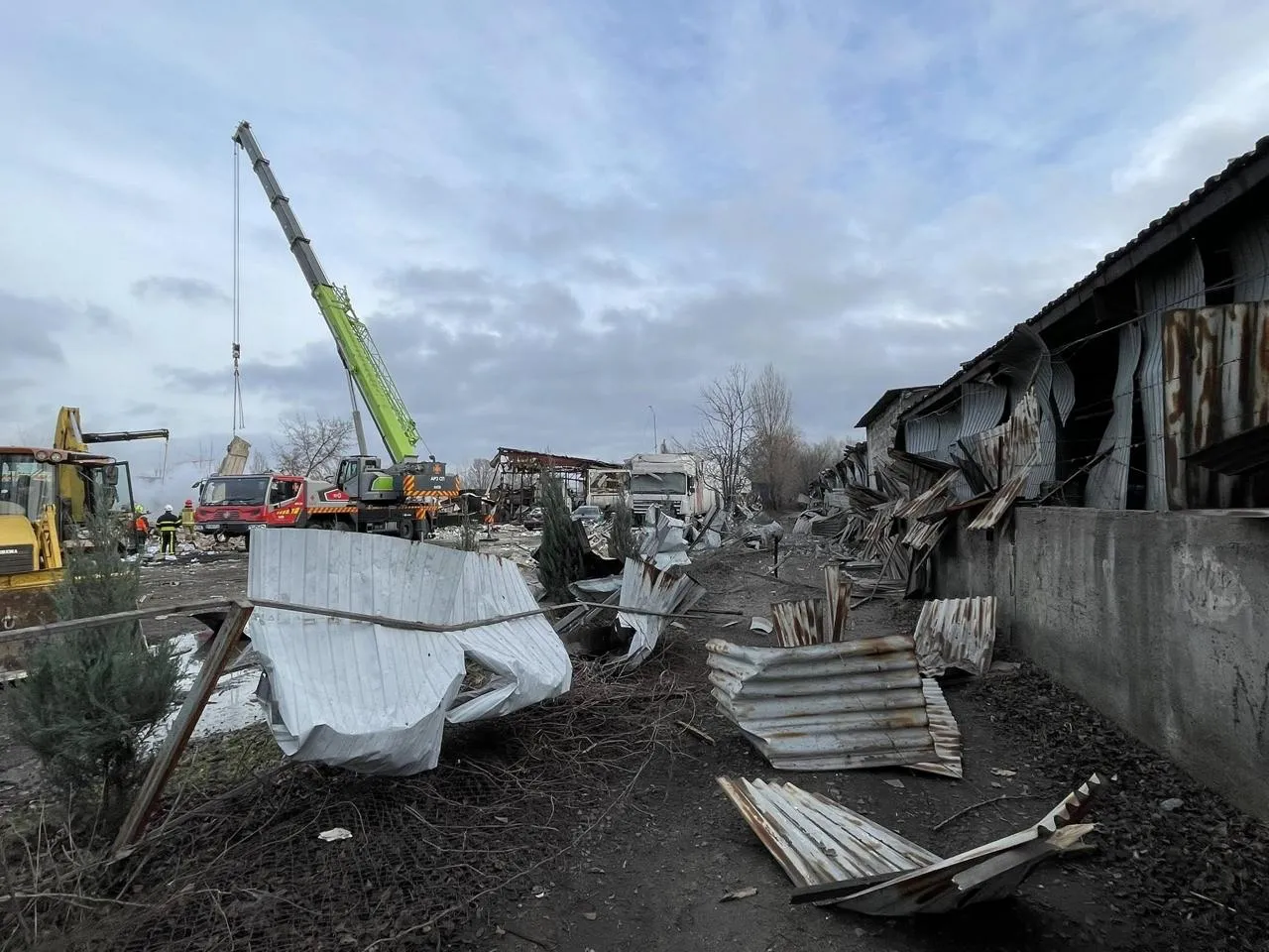 Масований удар по Києву пошкодив друкарню «Від А до Я»