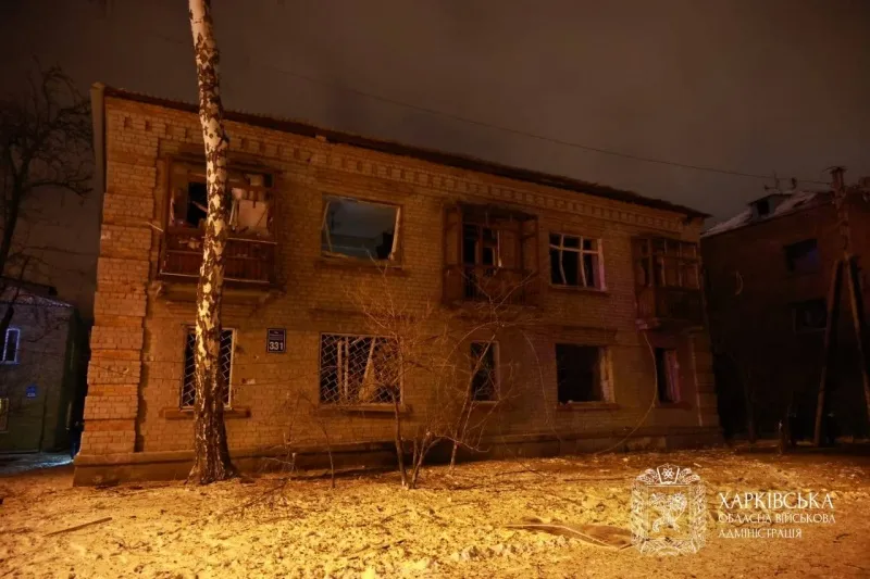 Зʼявилися фото наслідків обстрілу Харкова