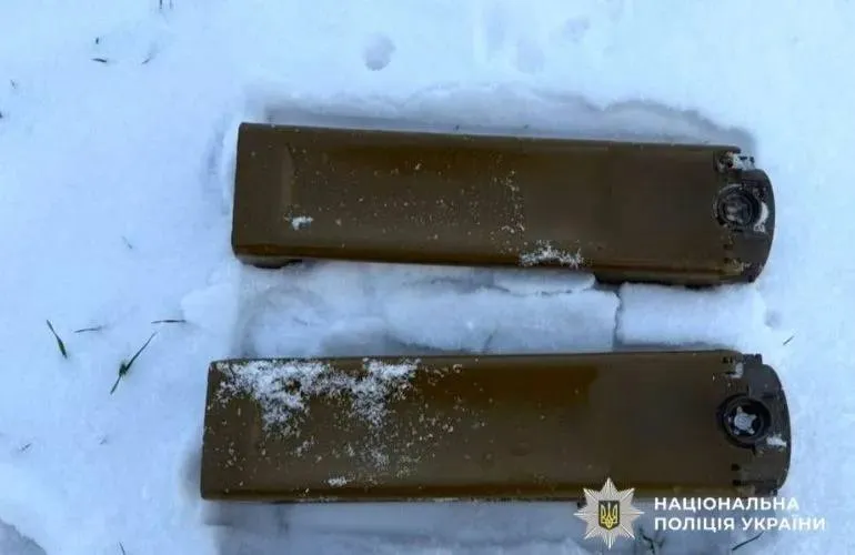 «Шахеди» атакуючи Україну почали скидати в сніг магнітні міни