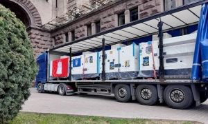 Полиция Киева объяснила, почему не прекратила скандальный дрифт на Софийской площади