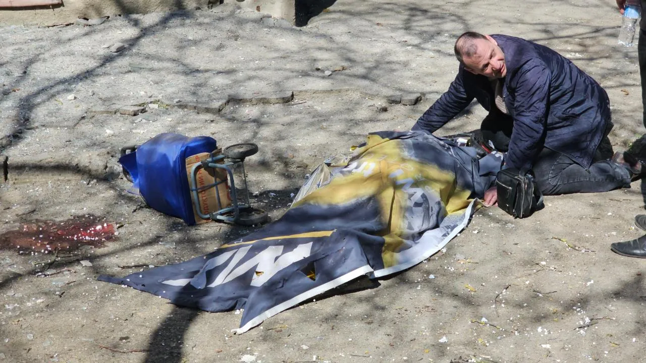 У Херсоні через обстріл рф загинула жінка ще троє поранені — ОВА