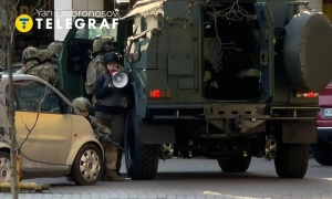 У Києві викрили ділків, які підробили паспорт для іноземця