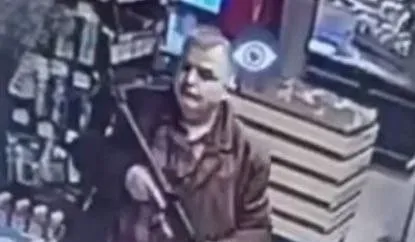 Відео: стрільця в Києві ідентифікували, заручників звільнили