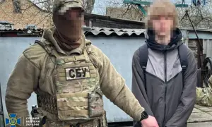 СБУ затримала підлітків, яких рф завербувала для терактів у школах