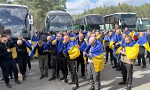 Прем'єр Швеції відвідала Бучу і побачила на власні очі звірства росіян 