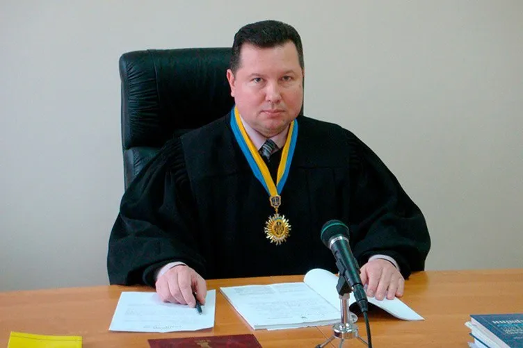 Експосадовця Одеського суду Доброва засудили до 7 років за хабар