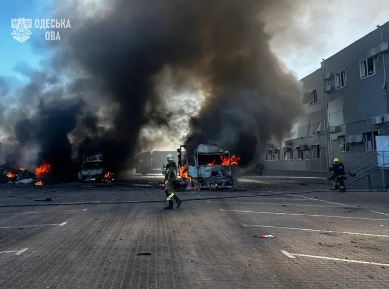 Відео: Росія атакувала склади на Одещині