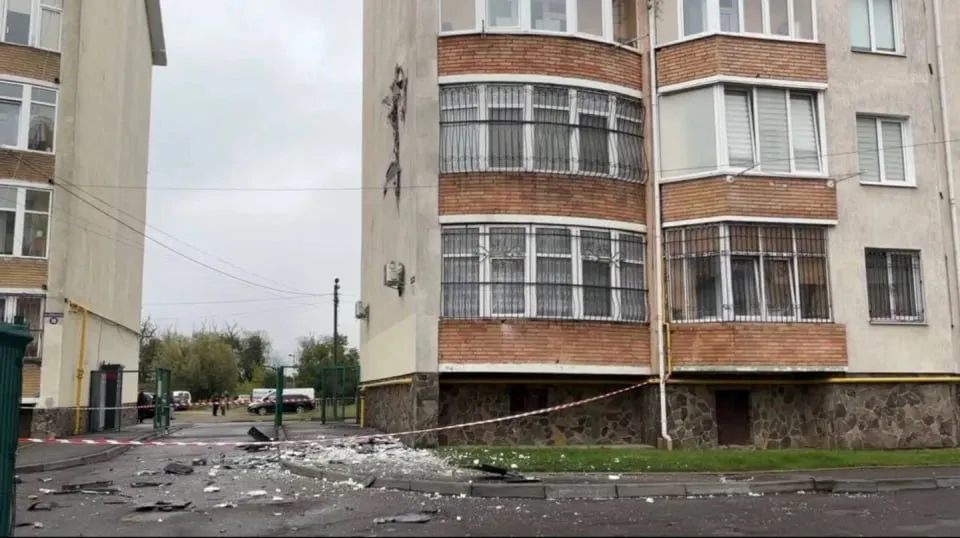 Росіяни вдарили по Стрию: дрон влучив у житловий будинок