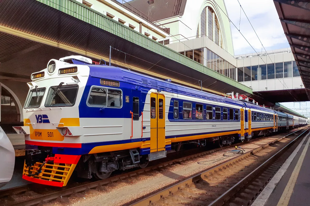 Поезда Kyiv City Express будут останавливаться во время воздушных тревог