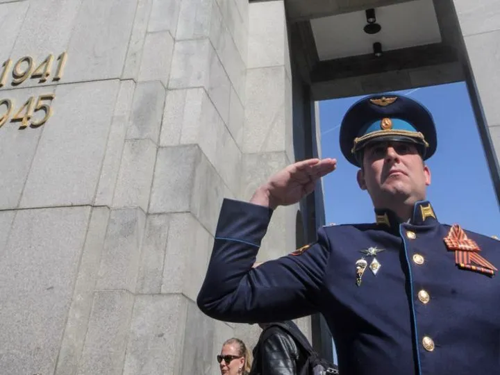 З'явилися деталі про висланого ФРН співробітника посольства РФ та затриману українку