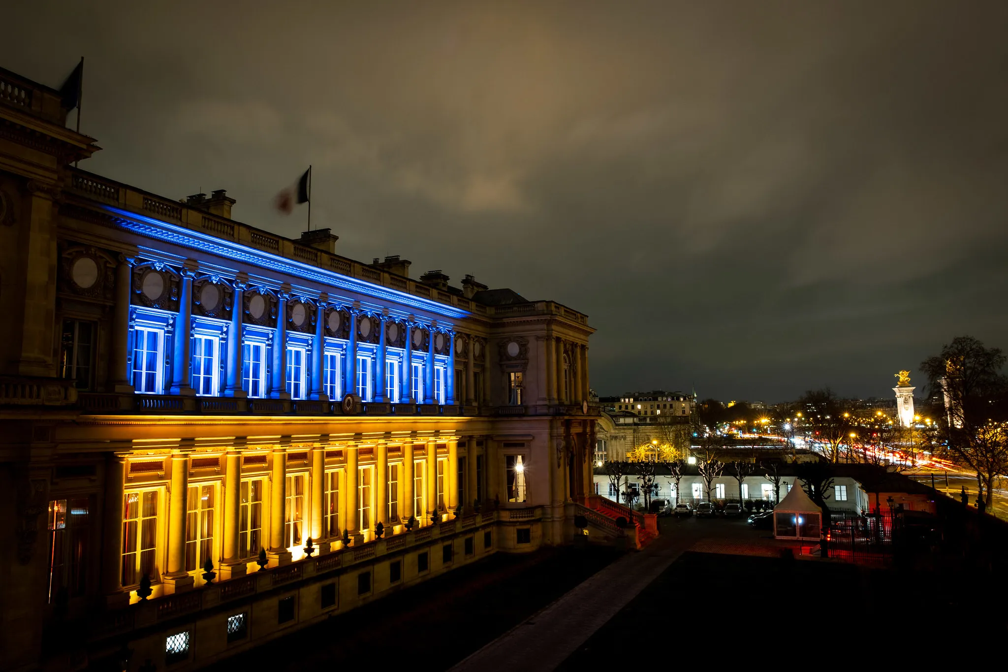 Посольство України у Франції закликало скасувати концерти російських виконавців у Парижі