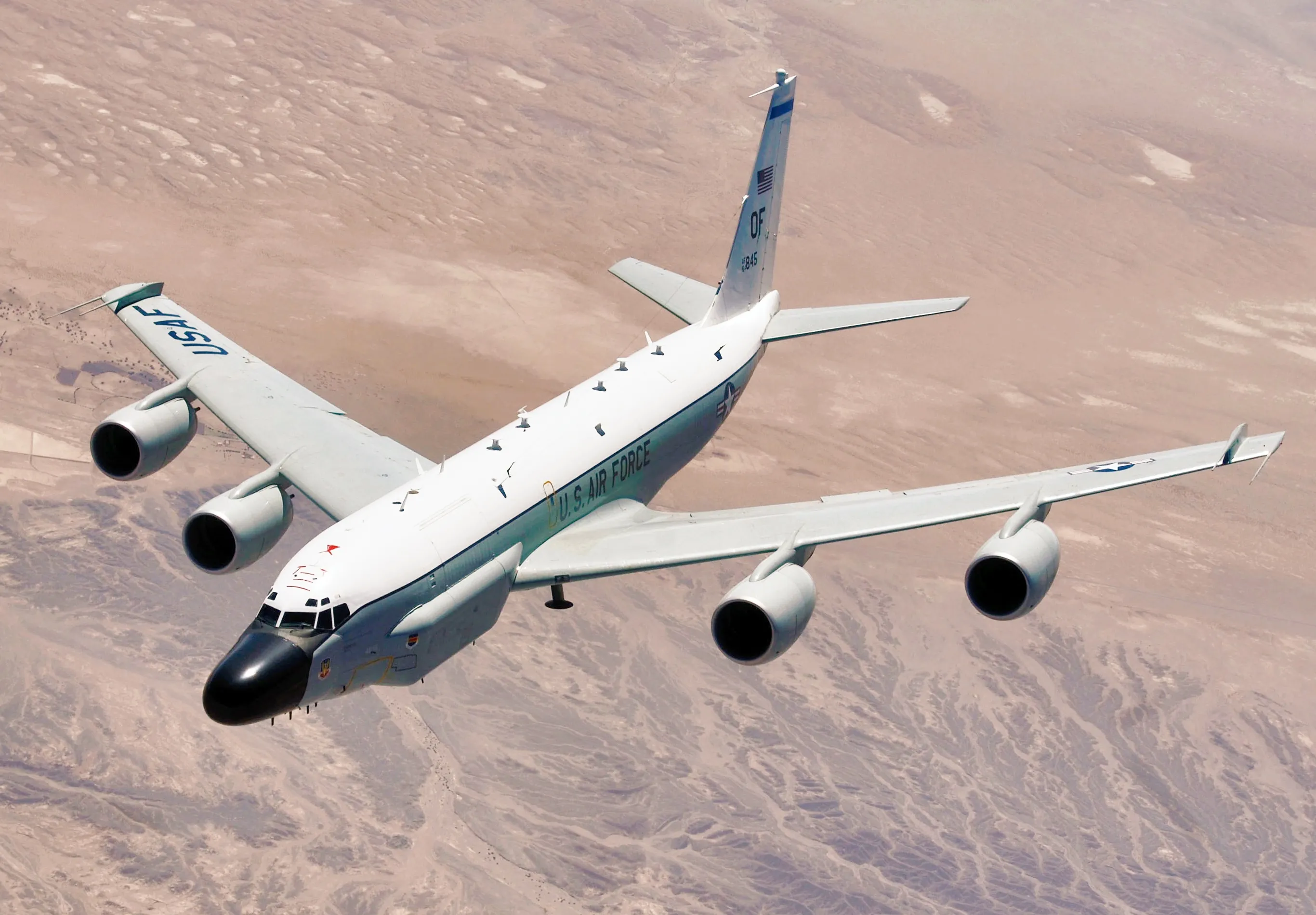 Американський розвідник Boeing RC-135 провів місію біля Калінінградської області рф Американський розвідник Boeing RC-135 провів місію біля Калінінградської області рф
