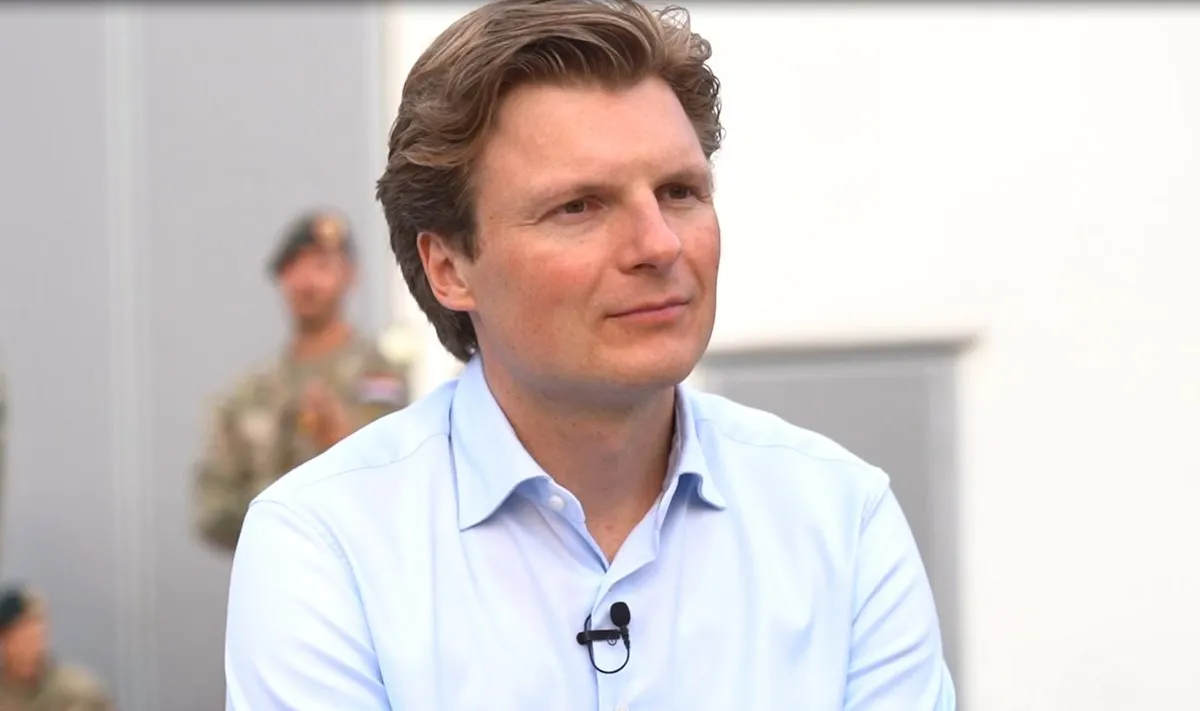 Нідерланди направляють офіцерів до Гренландії для розвідки та підготовки до навчань