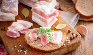 У прокуратурі розповіли, як відомий бізнесмен хотів домовитись у справі Гандзюк