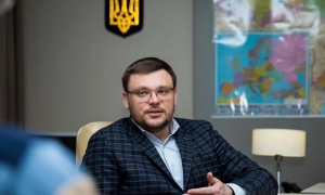 «Укрзалізниця» розширила меню в поїздах: їжу та товари можна замовити разом із квитком