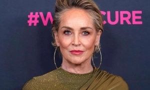 Шерон Стоун стверджує, що малює, спілкуючись із духами